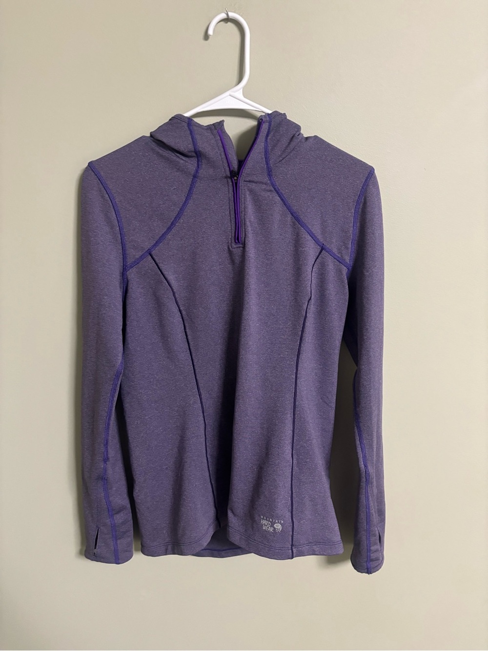 Mountain Hardwear Purple 1/4 Zip Athletic Pullover Thumb Holes Stretch Medium
